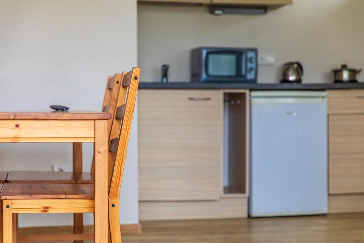 Apartamentai Upe ซเวนตายิ ภายนอก รูปภาพ