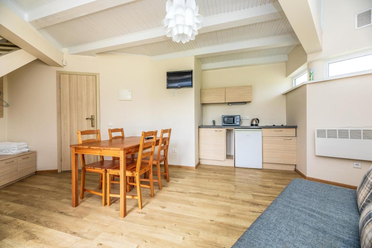 Apartamentai Upe ซเวนตายิ ภายนอก รูปภาพ